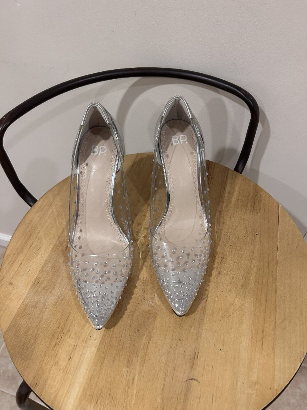 Jennie Clear Stud Pointed Toe Pump - Size 7.5